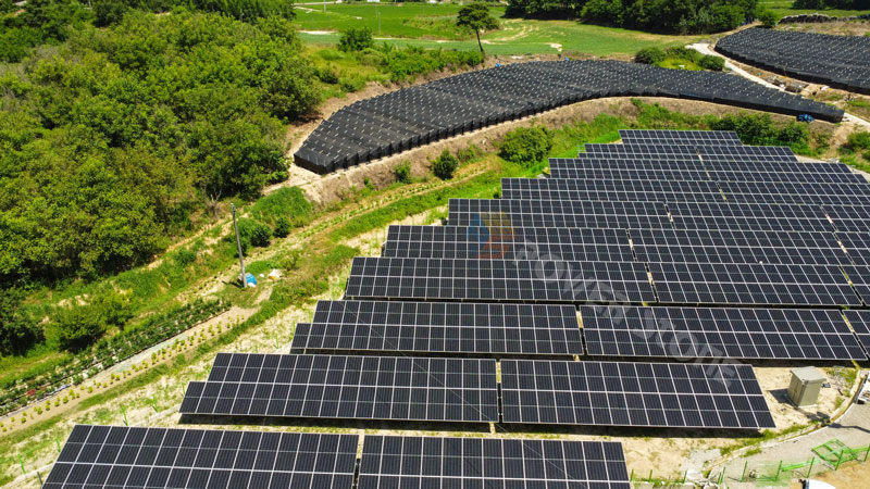 Proyecto de sistema de postes dobles solares de 1,14 MW en tierra